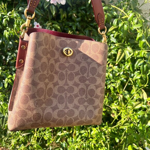 Coach Willow Bucket Bag In Signature Canvas